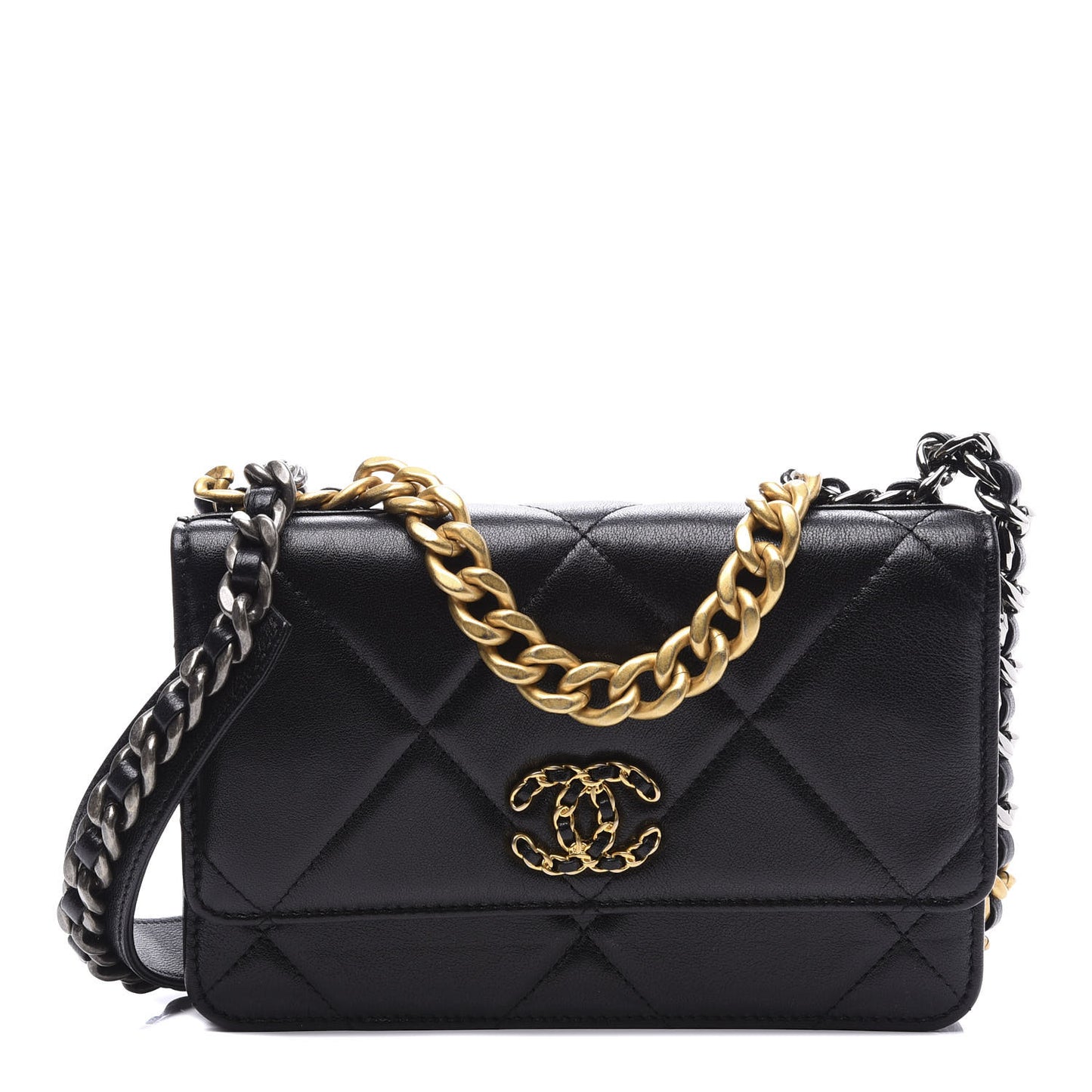 Lambskin Quilted 19 Wallet On Chain WOC Black