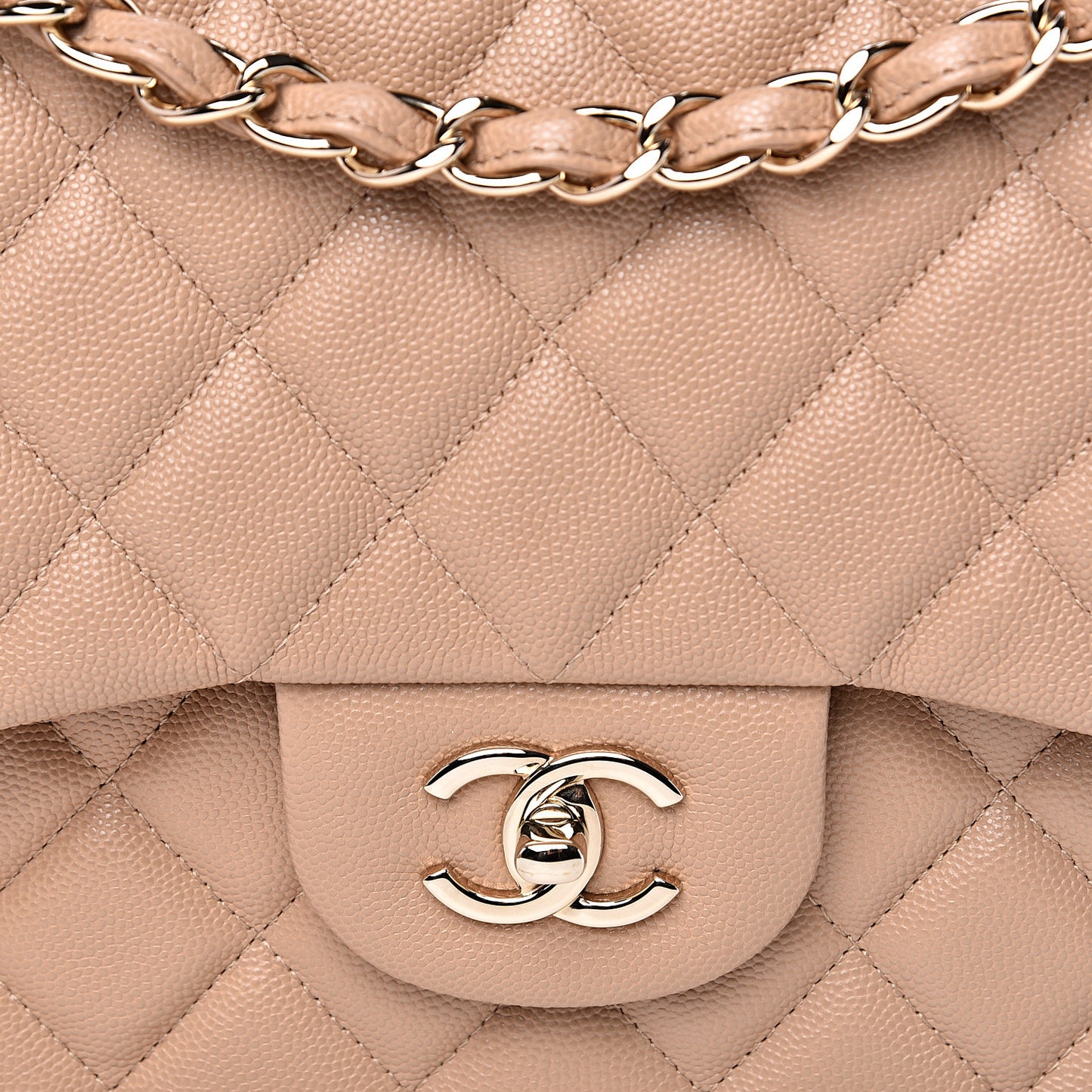 Caviar Quilted Jumbo Double Flap Beige Clair