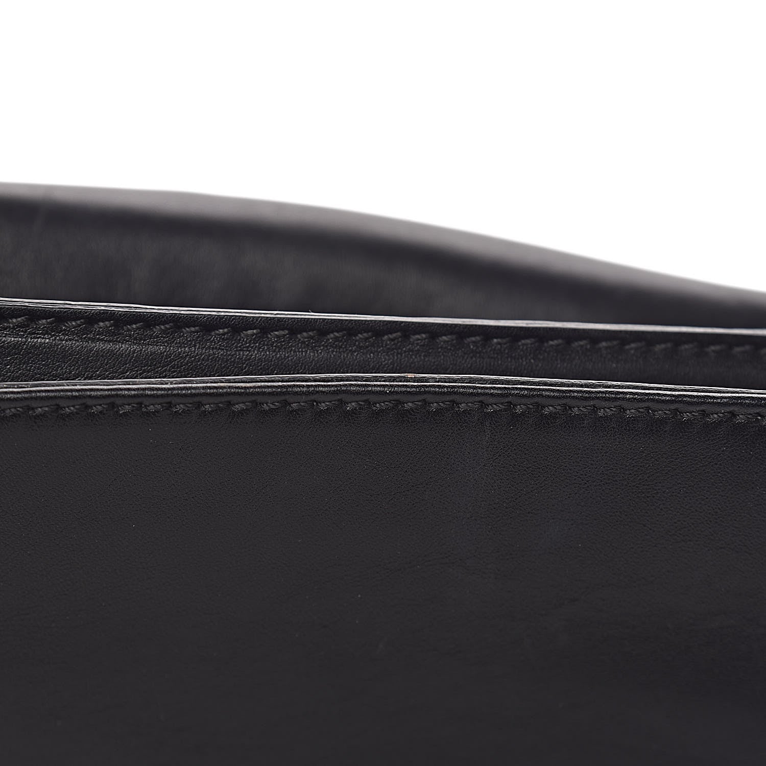 Valentino Garavani Vitello Flap Accordion Shoulder Flap Black 11 of 25