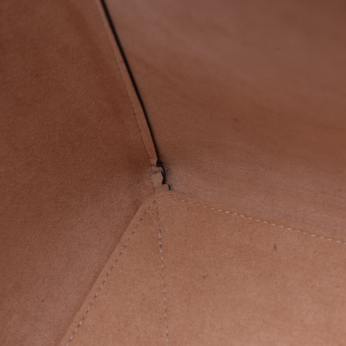 Calfskin Lockme Cabas Vanille Black