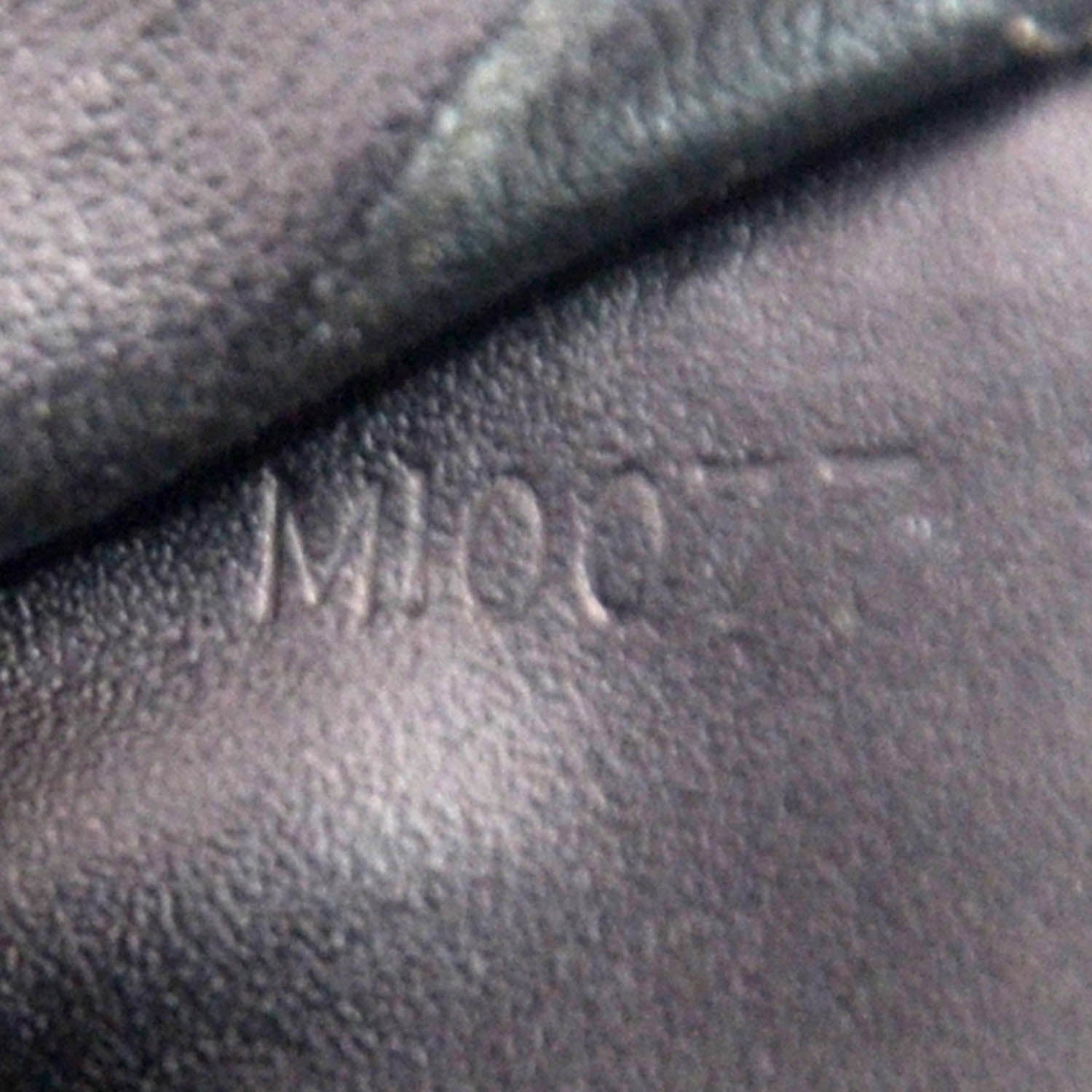 Louis Vuitton Suhali Compact Zipped Wallet Black 8 of 8