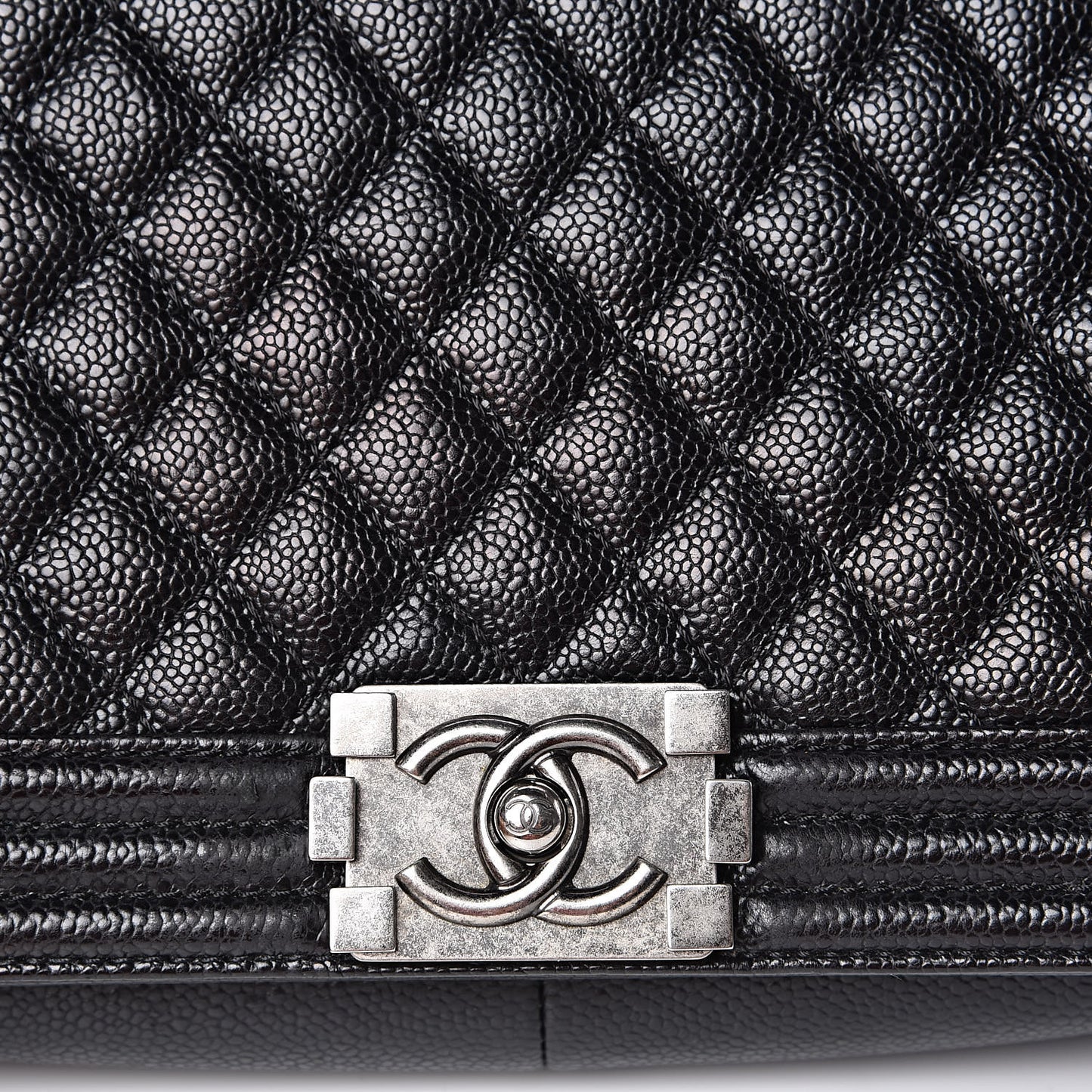 Caviar Quilted New Medium Boy Flap Black