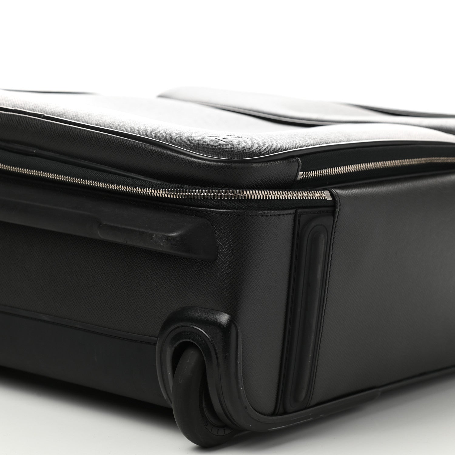 Louis Vuitton Taiga Pegase 55 Ardoise 8 of 13