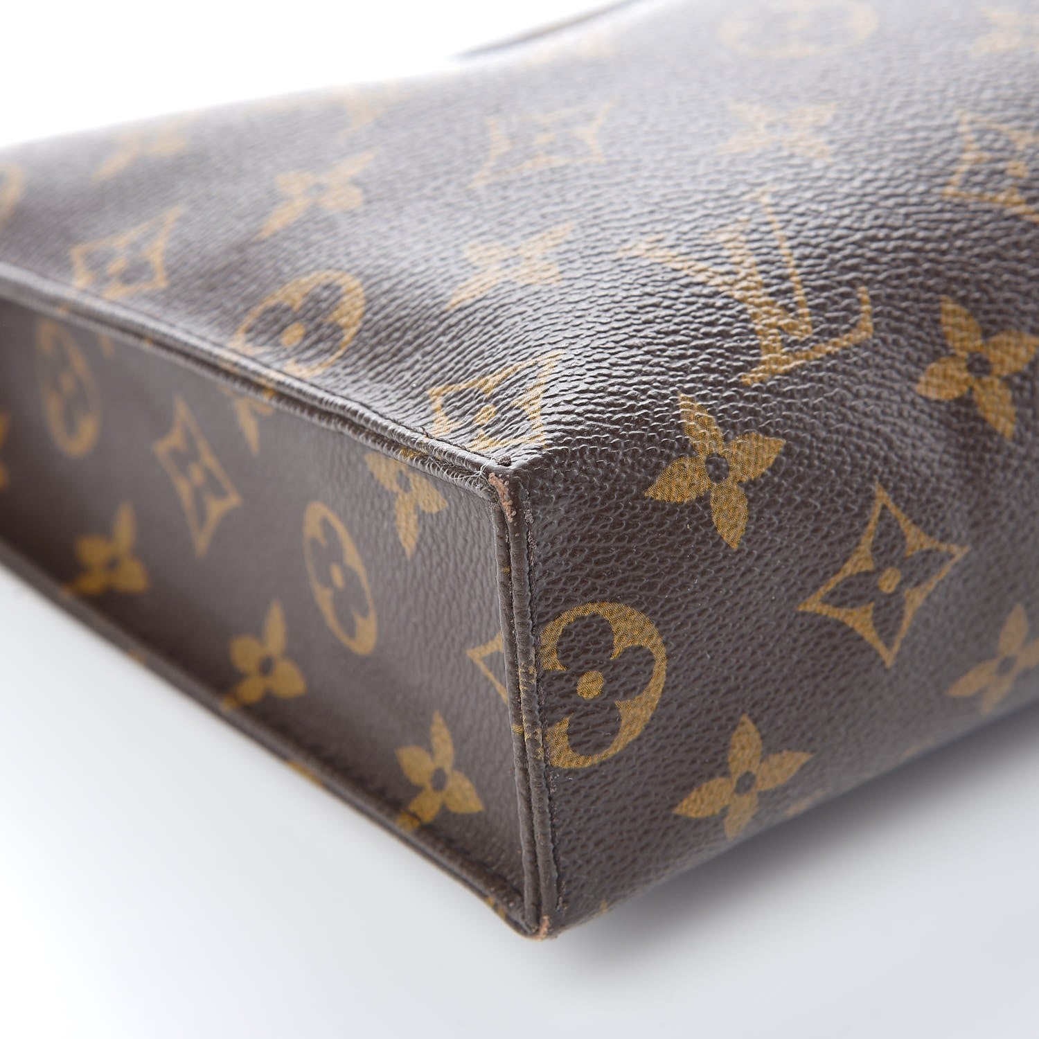 Louis Vuitton Monogram Toiletry Pouch 26 13 of 19