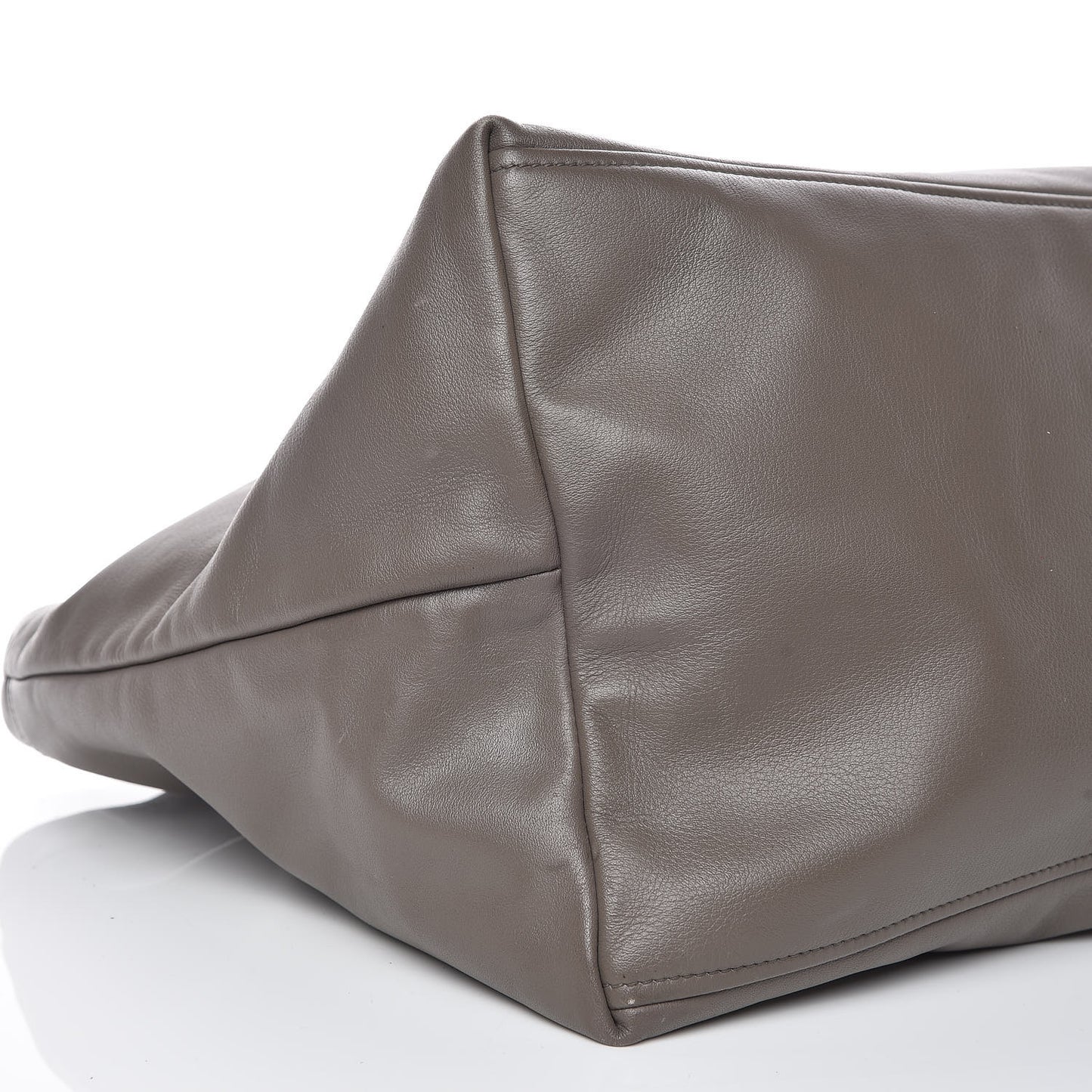 Soft Calf Chain Tote Bambu