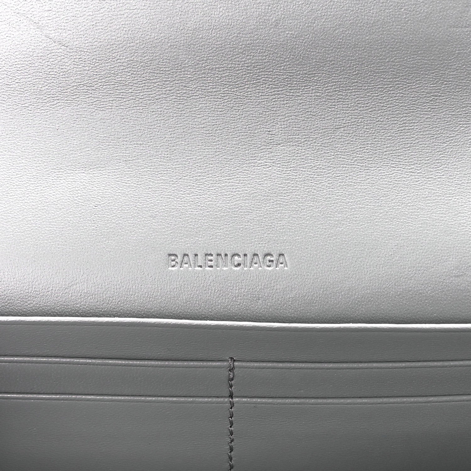 Balenciaga Extra Supple Calfskin Crocodile Embossed Gossip Wallet On Chain Balenciaga Grey 5 of 9
