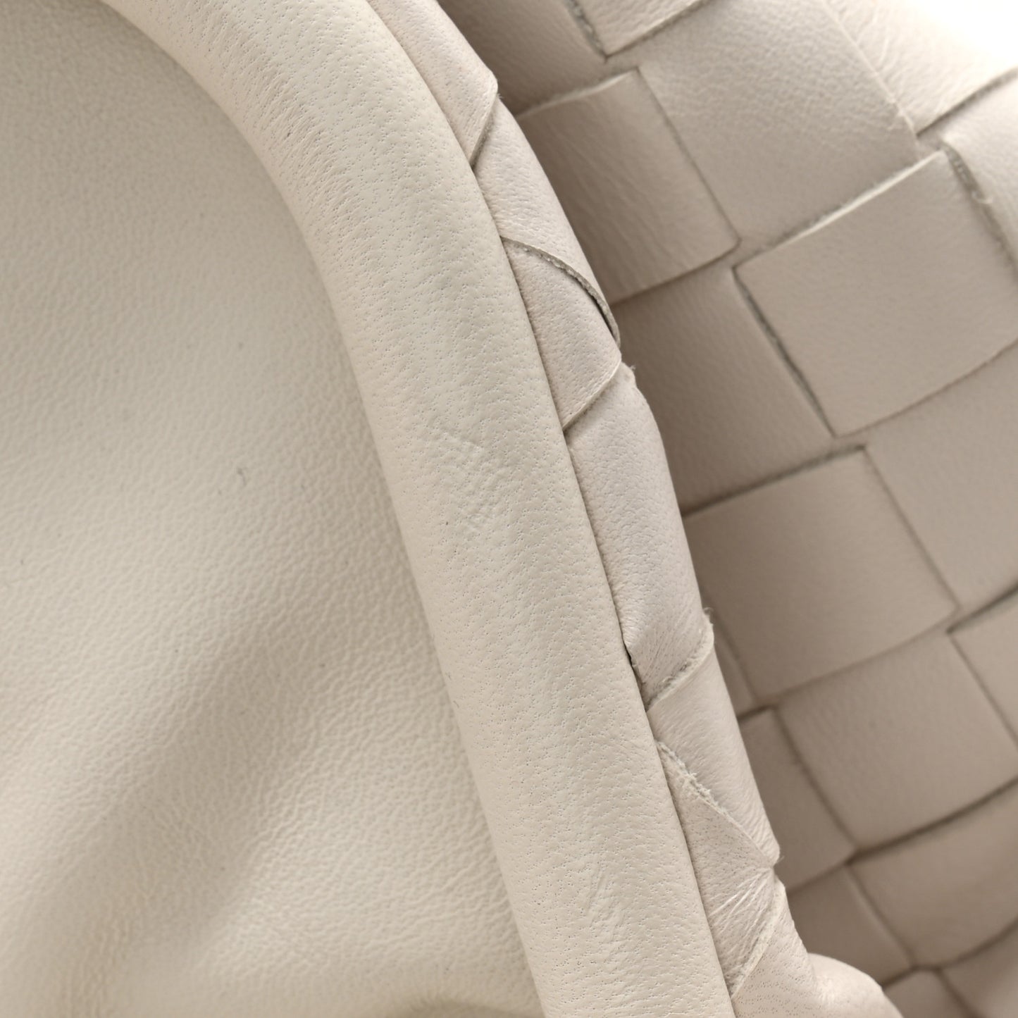 Nappa Maxi Intrecciato The Pouch Oversized Clutch Plaster