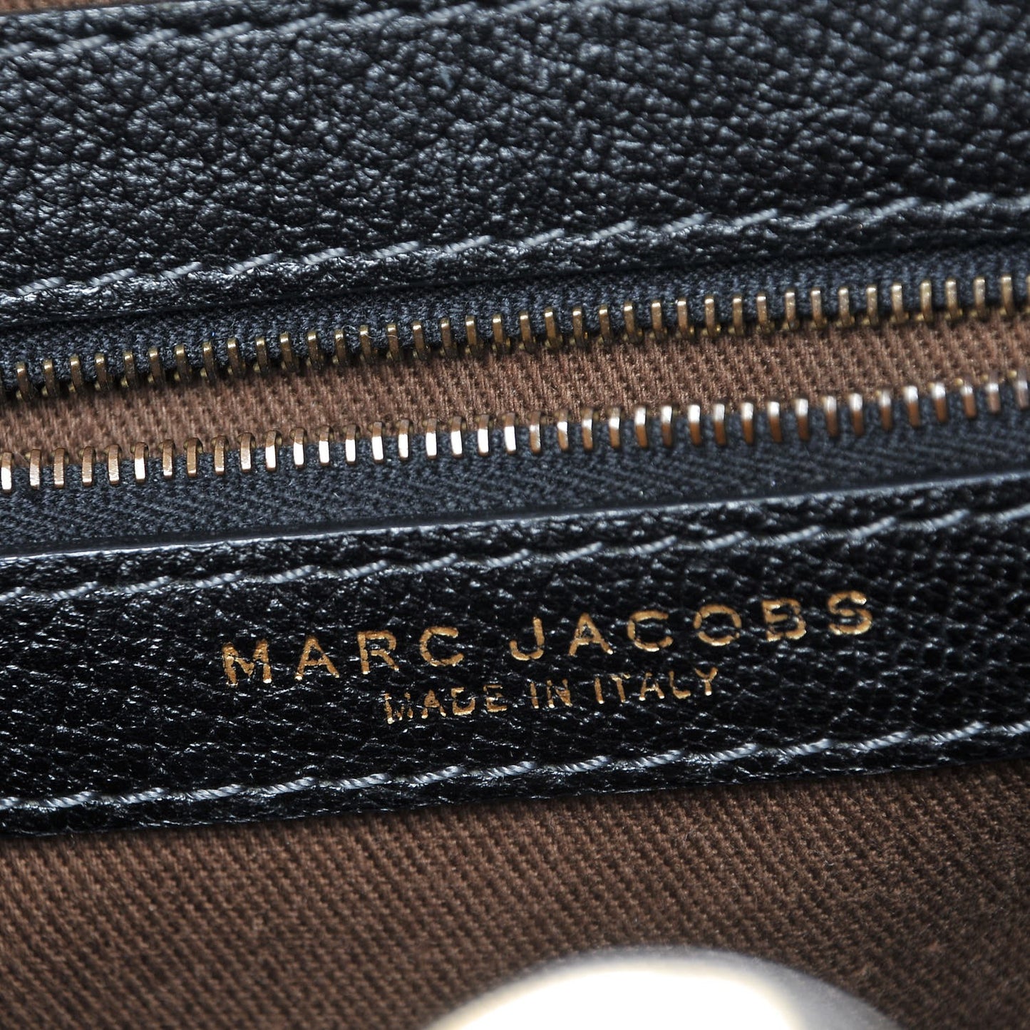 Calfskin Quilted Stam Black