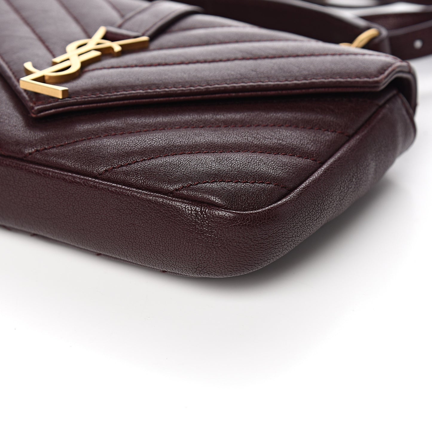 Sheepskin Matelasse Chevron Monogram College Chain Wallet Amaranto