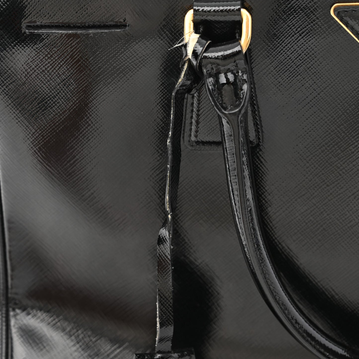 Saffiano Vernice Medium Galleria Double Zip Tote Black