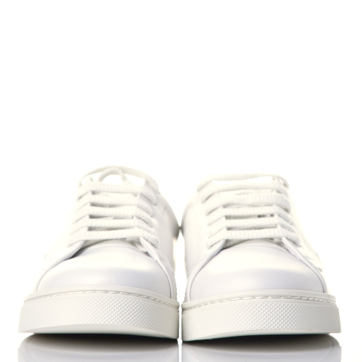 Calfskin Bugs Low Top Sneakers 35 White