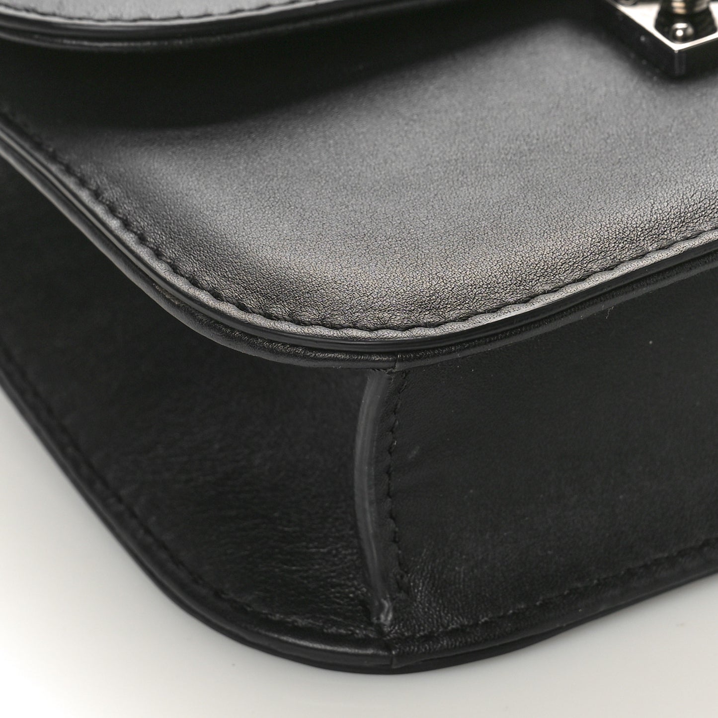 Vitello Small Glam Lock Rockstud Flap Black