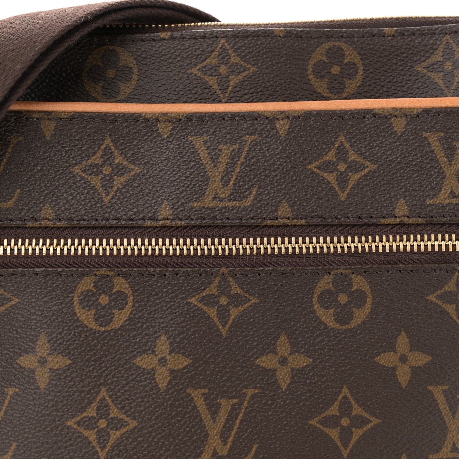 Louis Vuitton Monogram Pochette Valmy 7 of 9