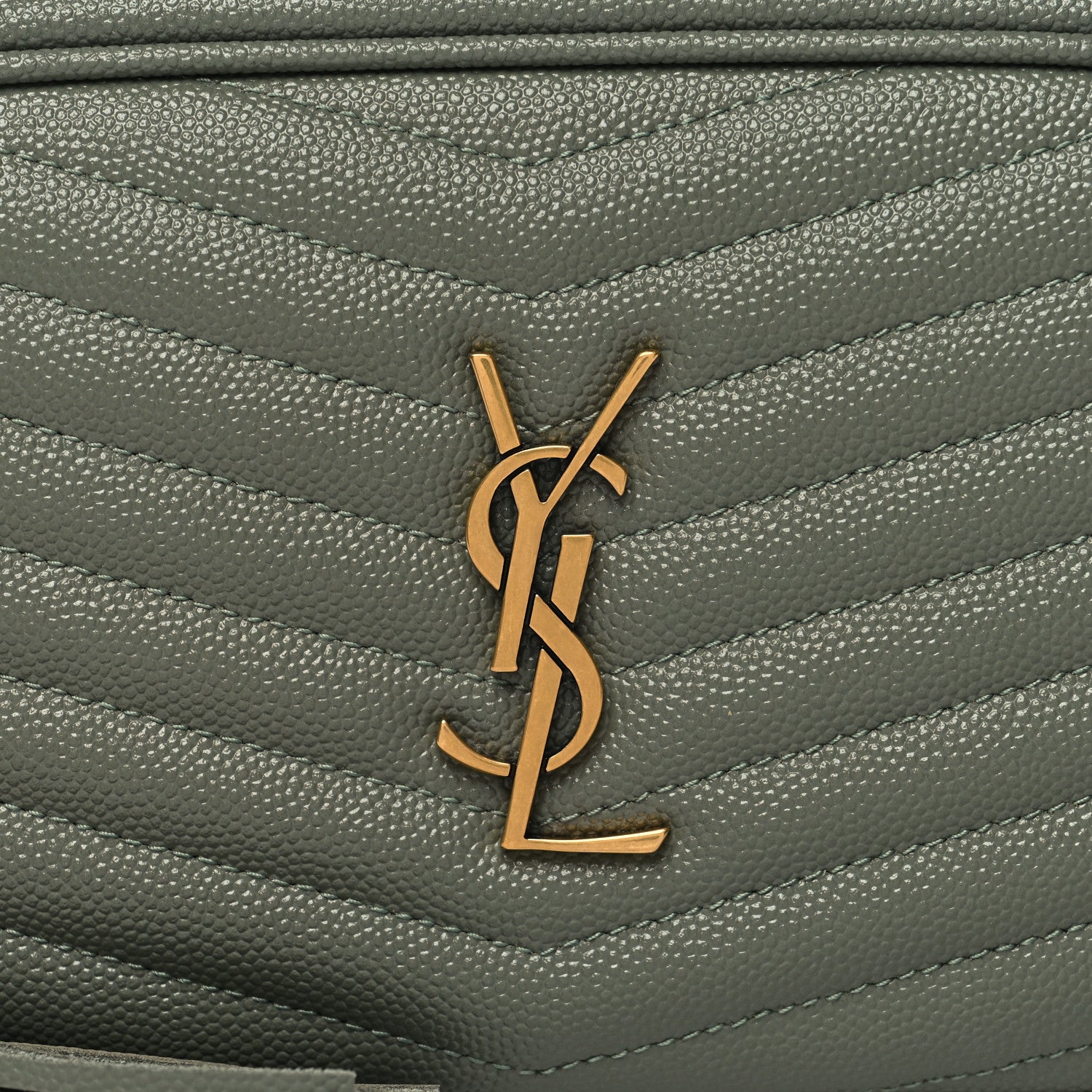 Saint Laurent Grain De Poudre Matelasse Monogram Mini Lou Camera Bag Light Sage 8 of 10