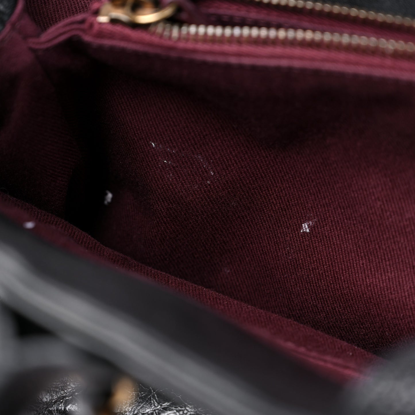Glazed Calfskin Stingray Large Bindi CC Tote Black