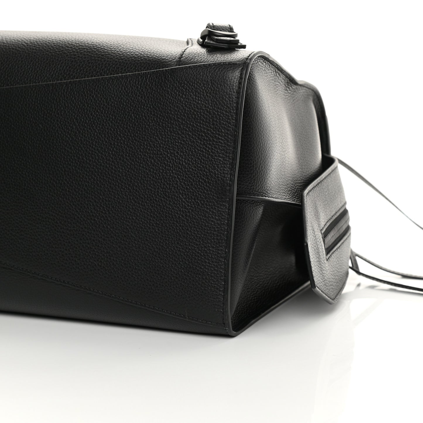 Grained Calfskin Neo Classic Black Hardware Medium City Black
