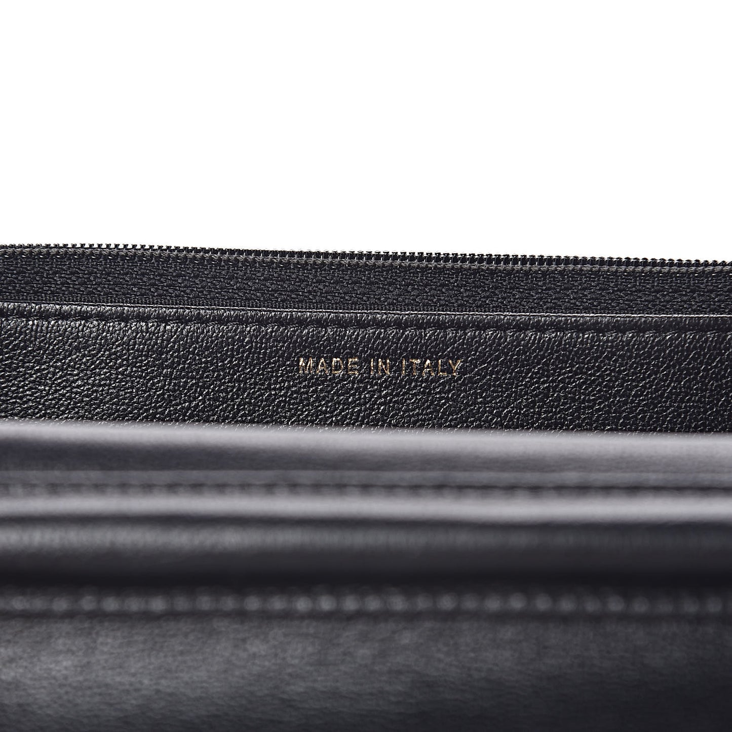 Lambskin Quilted Infinity Wallet On Chain WOC Black