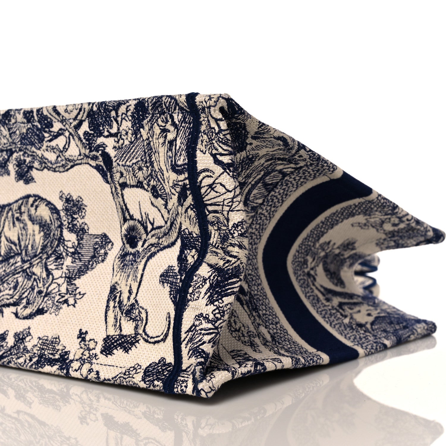 Christian Dior Canvas Embroidered Medium Dioriviera Toile De Jouy Book Tote Blue 9 of 10