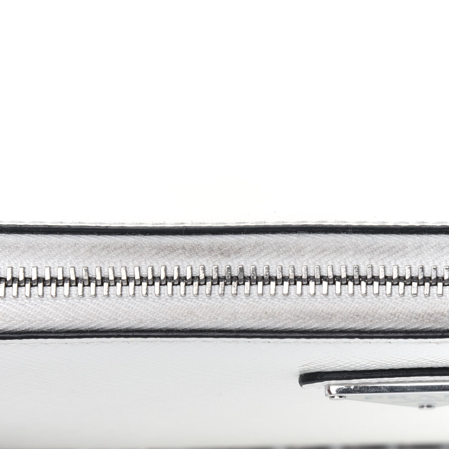 Saffiano Vernice Chain Crossbody Bag Bianco