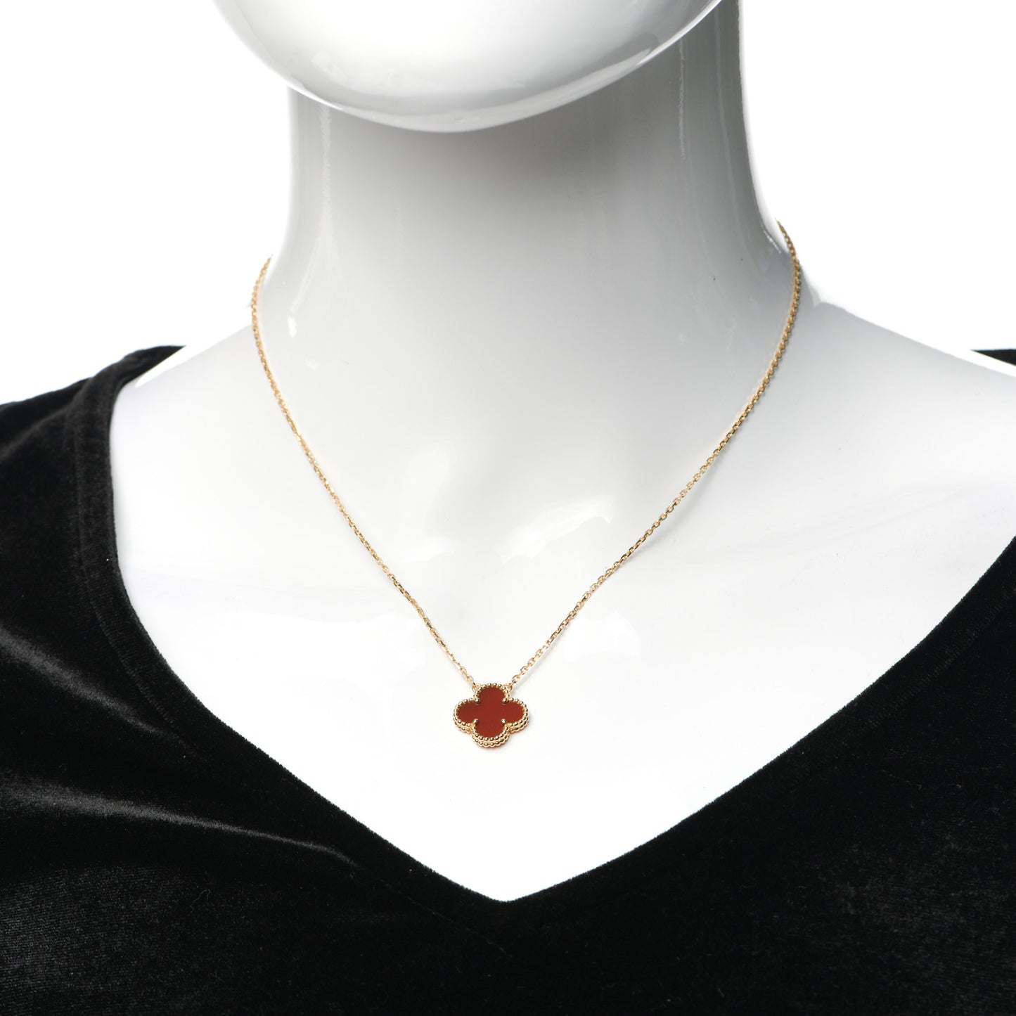 18K Yellow Gold Carnelian Vintage Alhambra Pendant Necklace