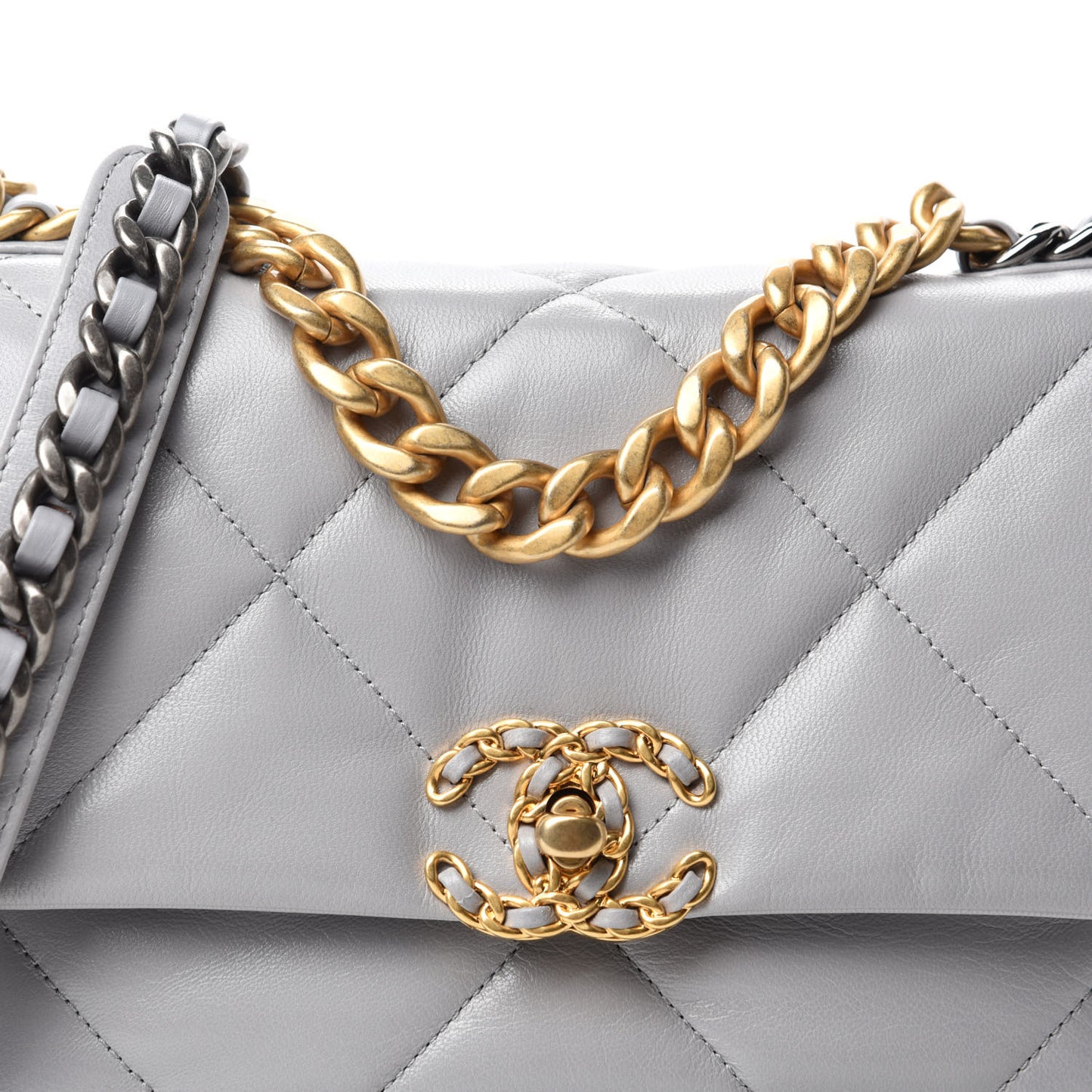 Goatskin Quilted Medium Chanel 19 Flap Grey