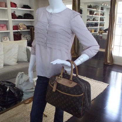 Louis Vuitton Monogram Deauville 2 of 9