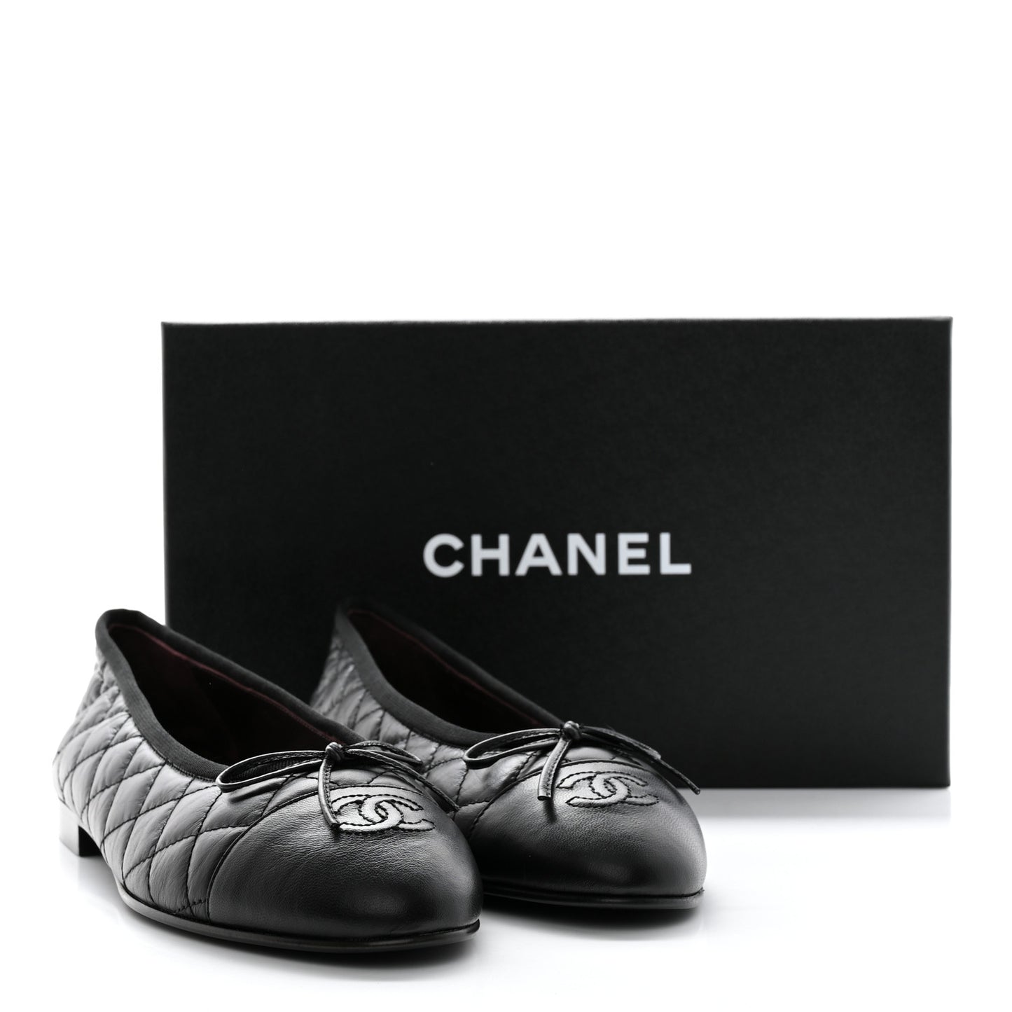 Aged Calfskin Quilted Cap Toe Ballerina Flats 38.5 Black