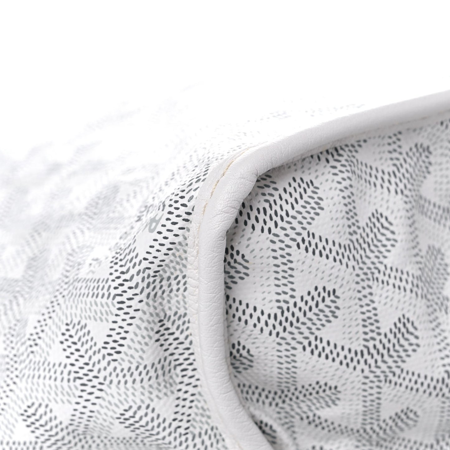 Goyardine Reversible Anjou PM White
