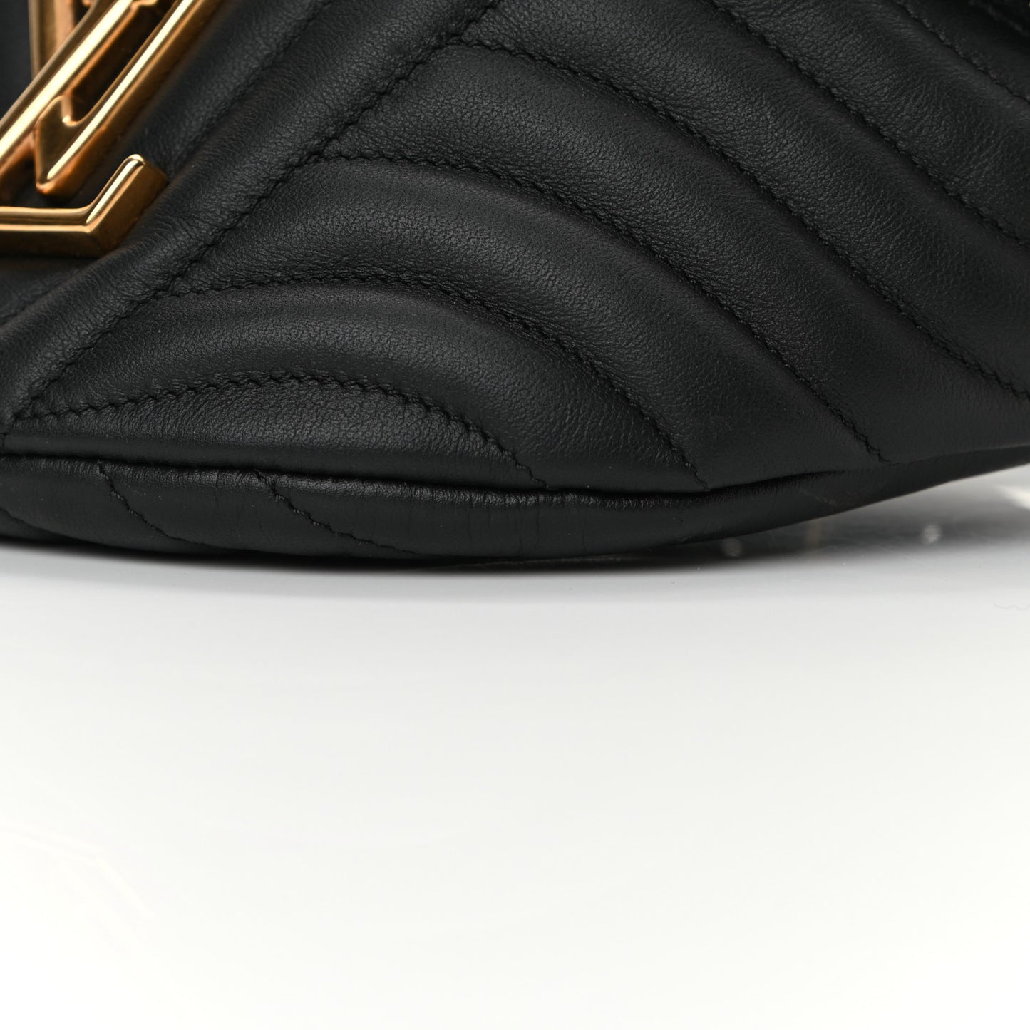 Calfskin Quilted New Wave Bumbag Black