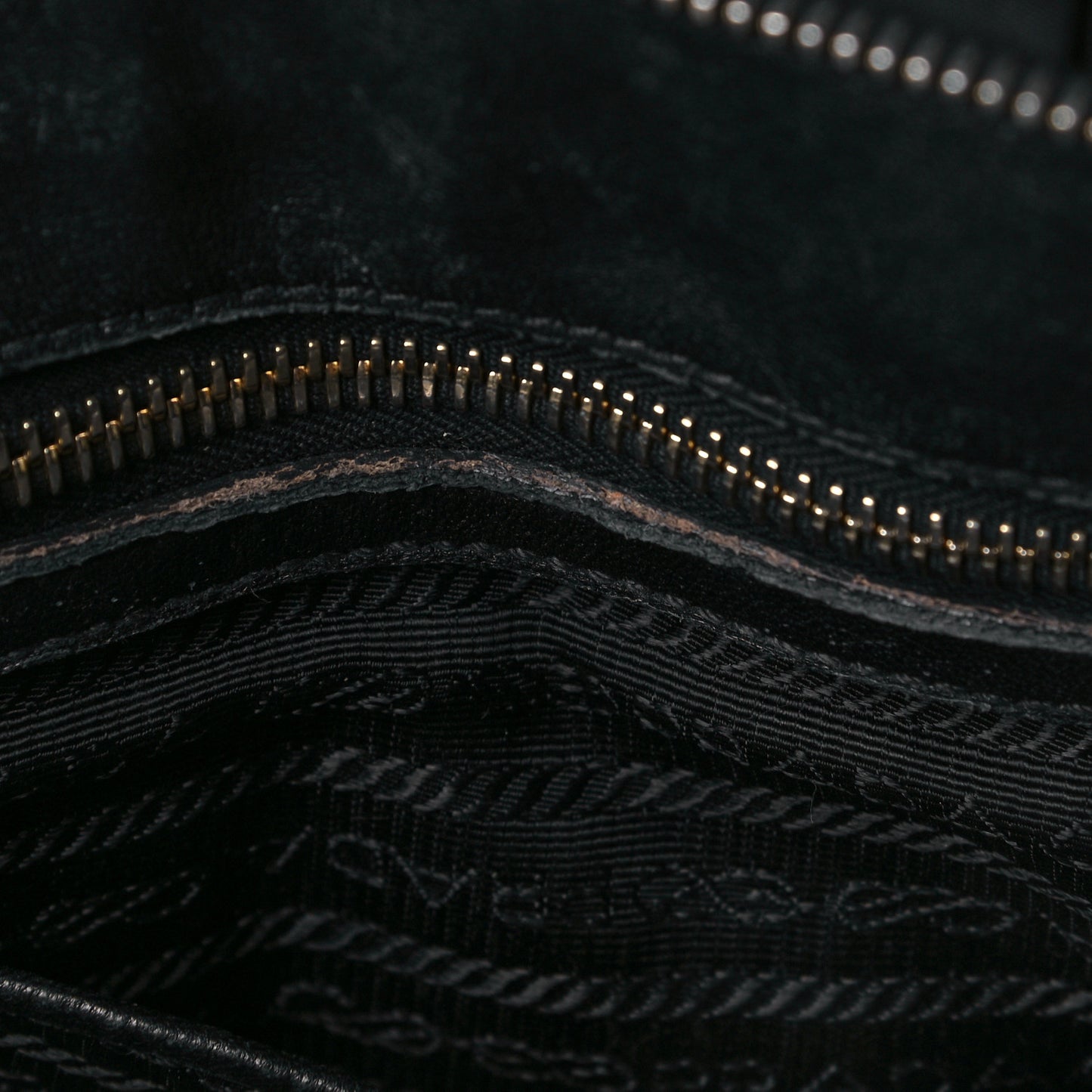 Tessuto Nylon Gaufre Tote Black