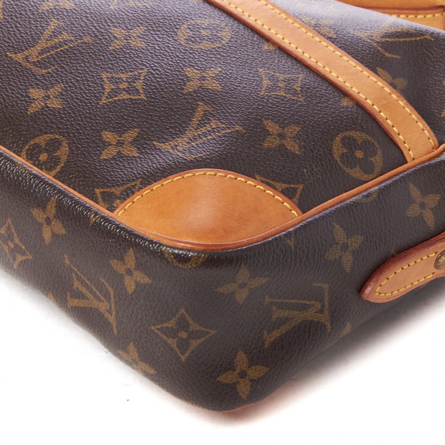 Monogram Trocadero 27