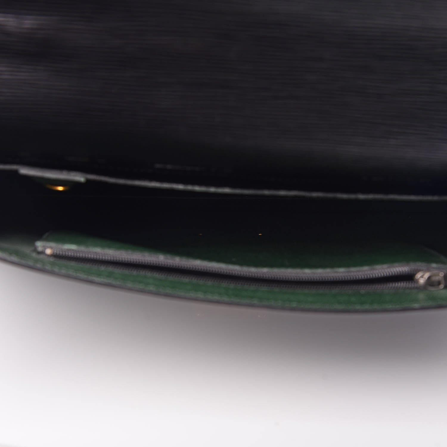 Louis Vuitton Epi Porte-Documents Bandouliere Black 9 of 20