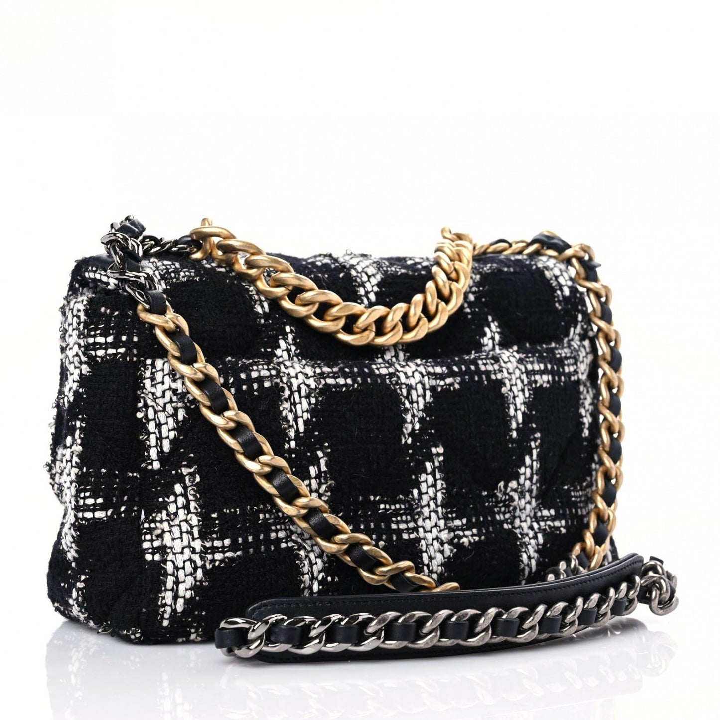 Tweed Quilted Medium Chanel 19 Flap Black White