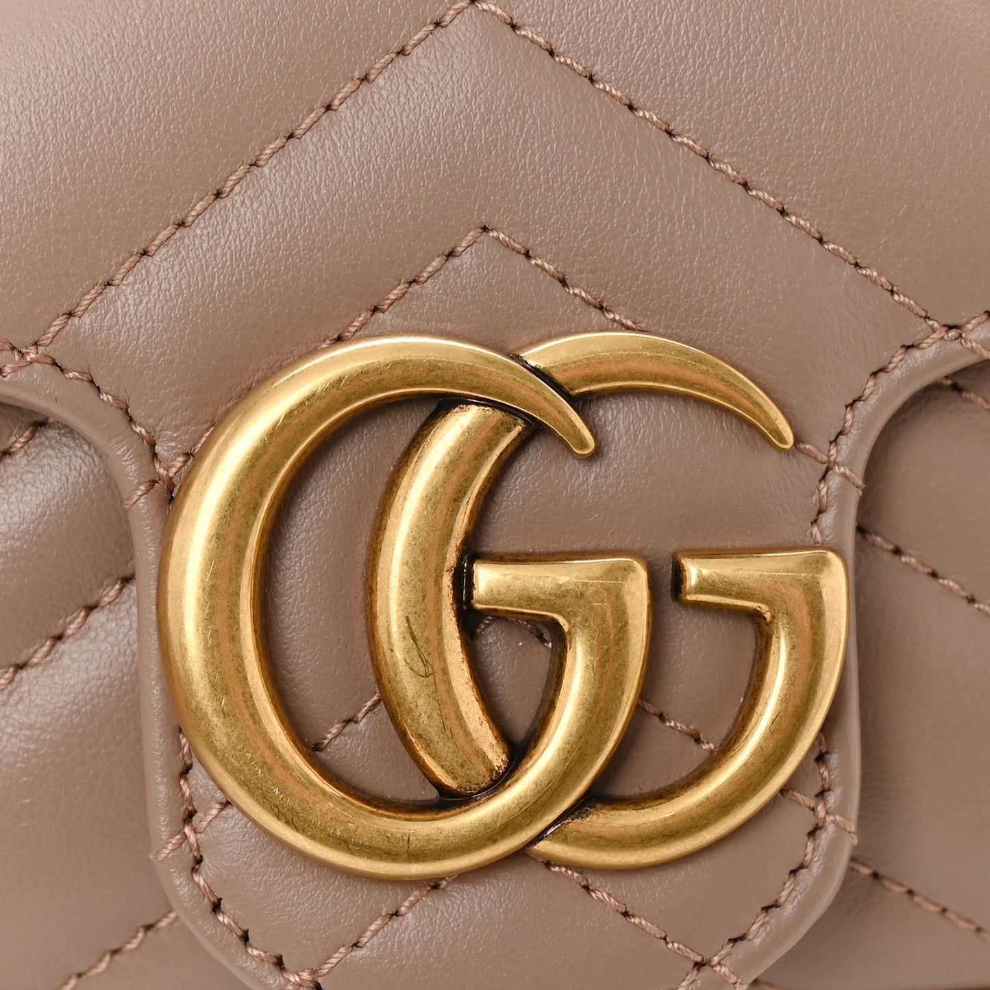Calfskin Matelasse Super Mini GG Marmont Shoulder Bag Porcelain Rose