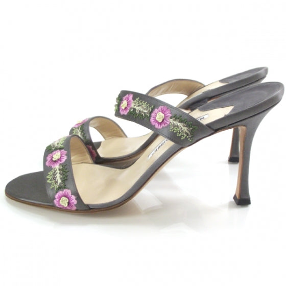 FASHIONPHILE MANOLOBLAHNIKSatinFloralEmbroideredSandals40 2 of 8
