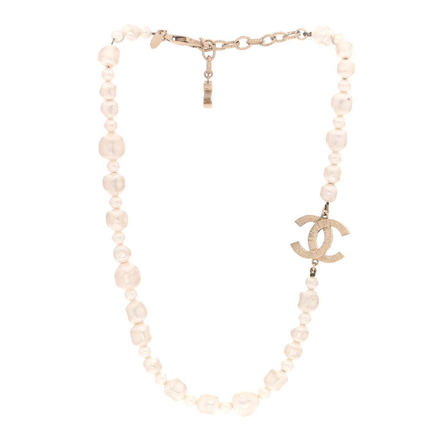 Graduated Pearl CC Short Necklace Gold