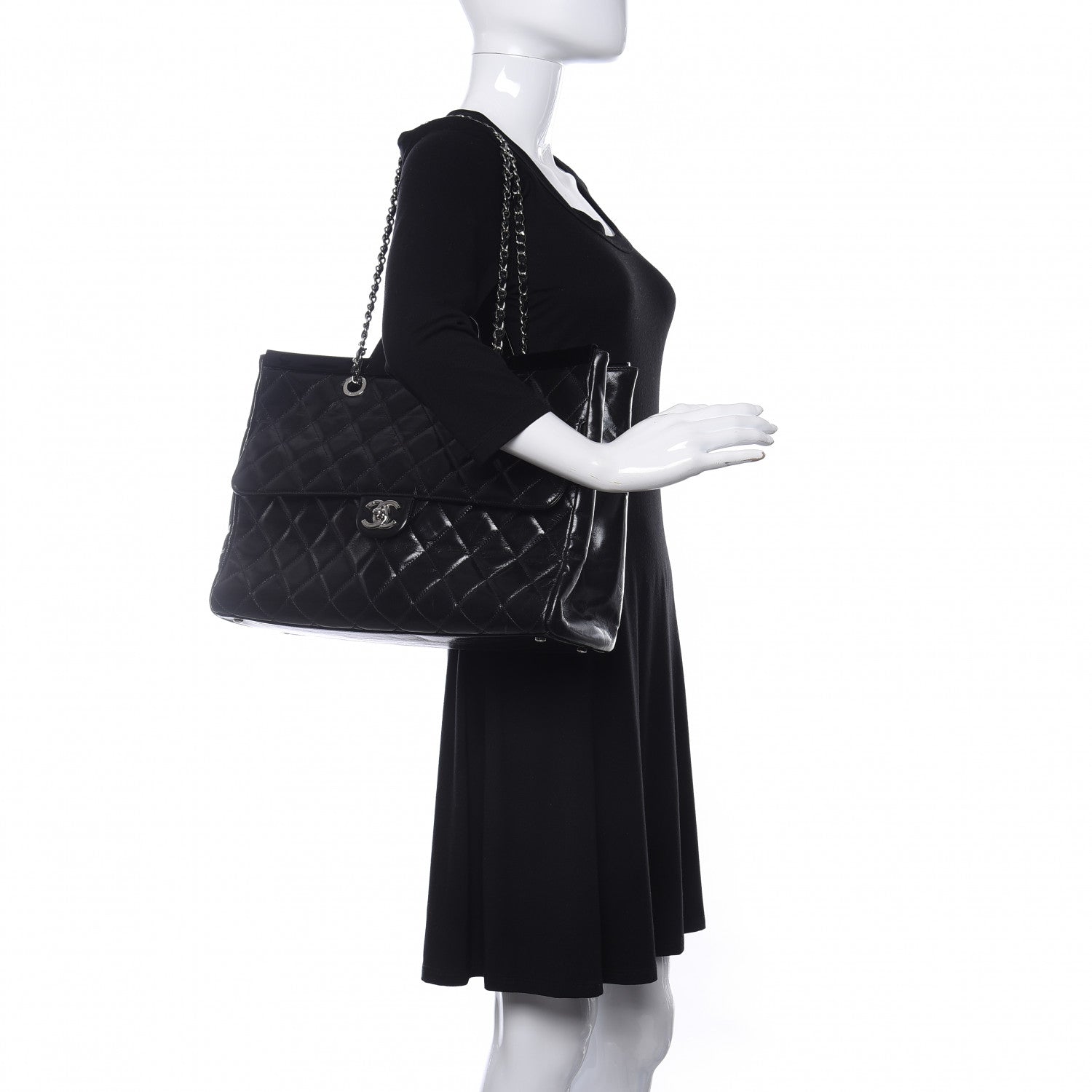 Chanel Glazed Calfskin Quilted Large CC Delivery Tote Black 2 of 10