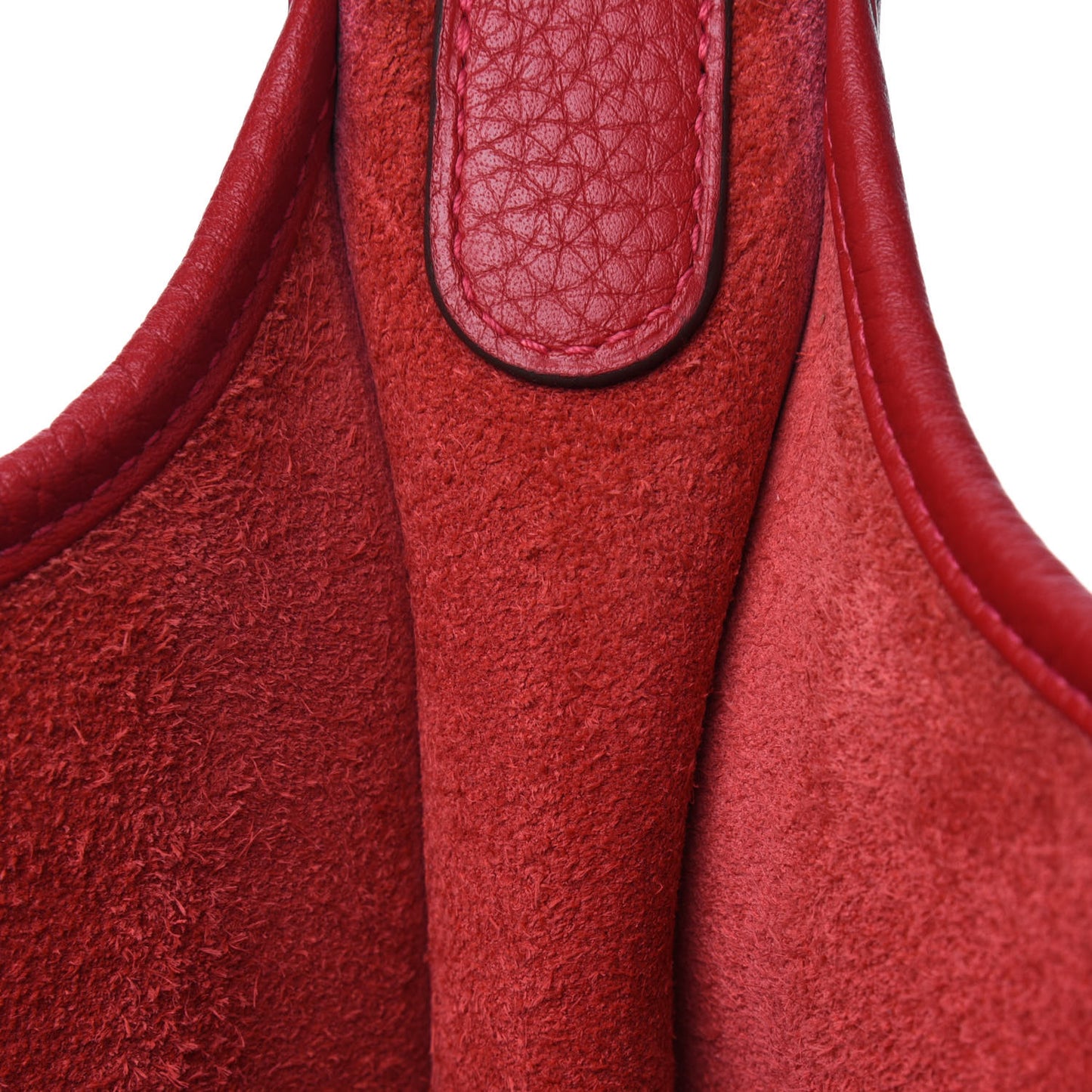 Taurillon Clemence Evelyne III PM Rouge Casaque
