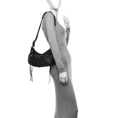 Bottega Veneta Nappa Intrecciato Medium Andiamo Shoulder Bag Black 2 of 9