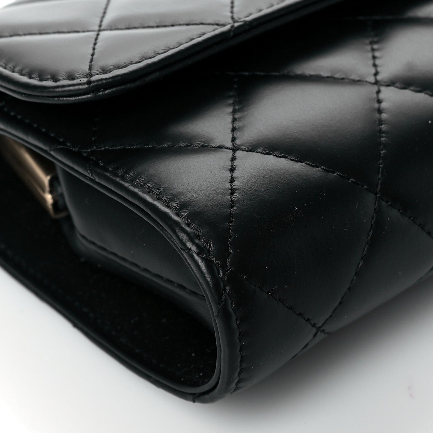 Shiny Calfskin Quilted Flap Phone Holder With Chain Black