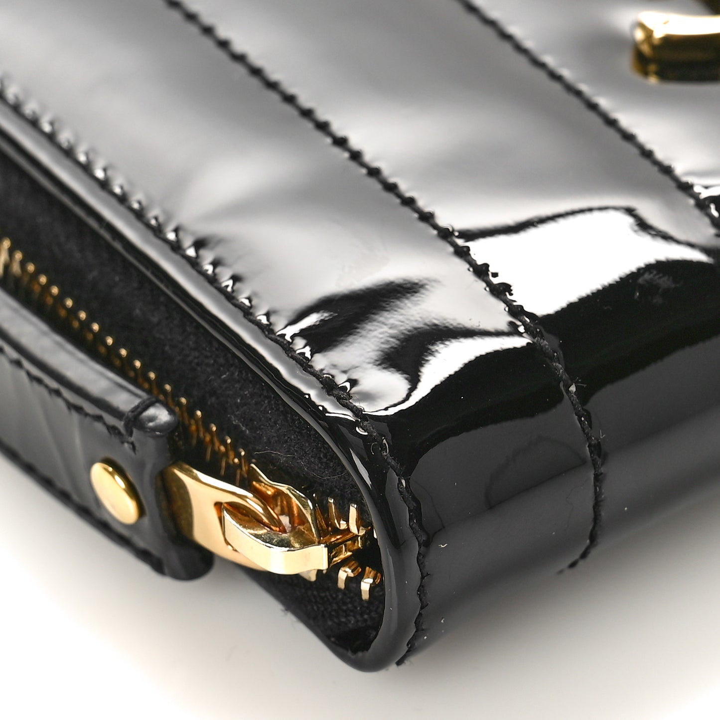 Patent Matelasse Monogram Vicky Zip Around Card Holder Black