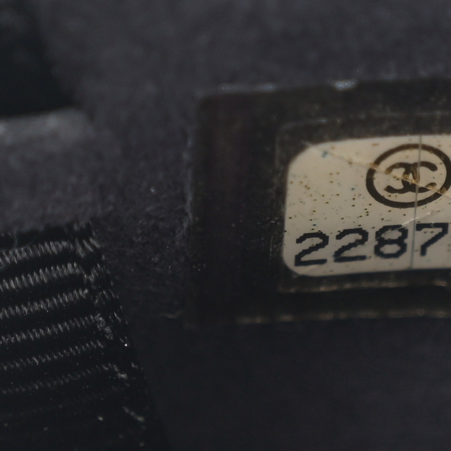 Tweed Chain Around Phone Holder Pink