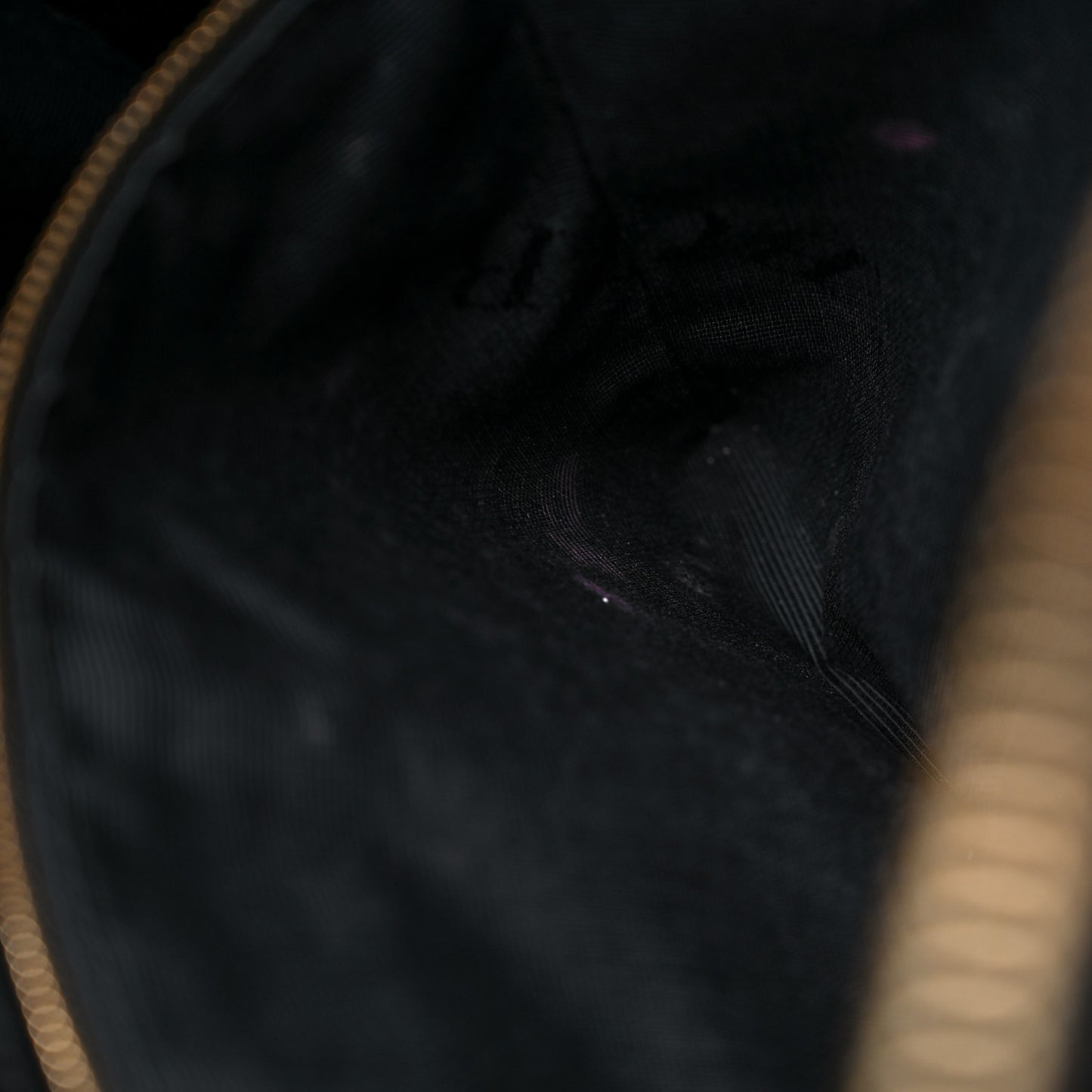 Heritage Grain Check Embossed Medium Dewsbury Tote Black