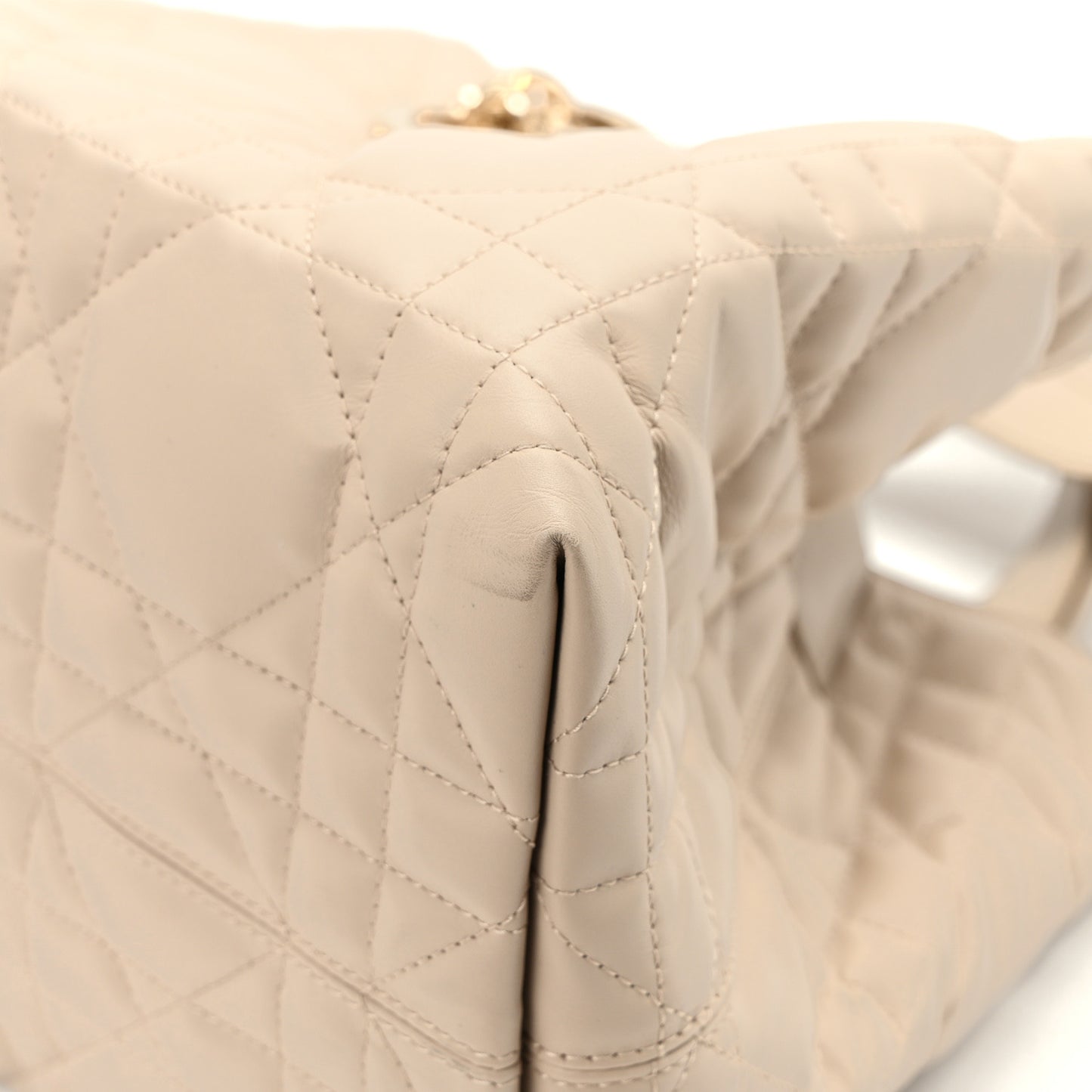 Calfskin Macrocannage Medium Toujour Powder Beige