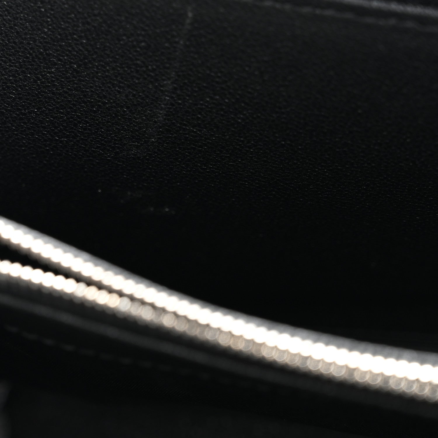 Gucci Sakai Be Green Calfskin Diagonal Stitched Blondie Wallet on Chain Black 30 of 34