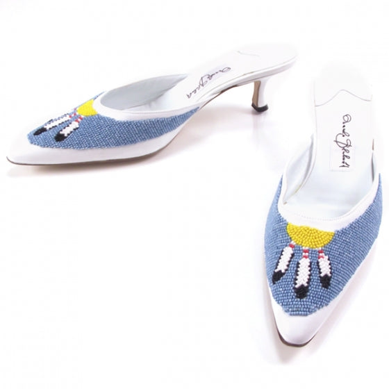 FASHIONPHILE MANOLOBLAHNIKNativeFeatherBeadedHeels 1 of 7