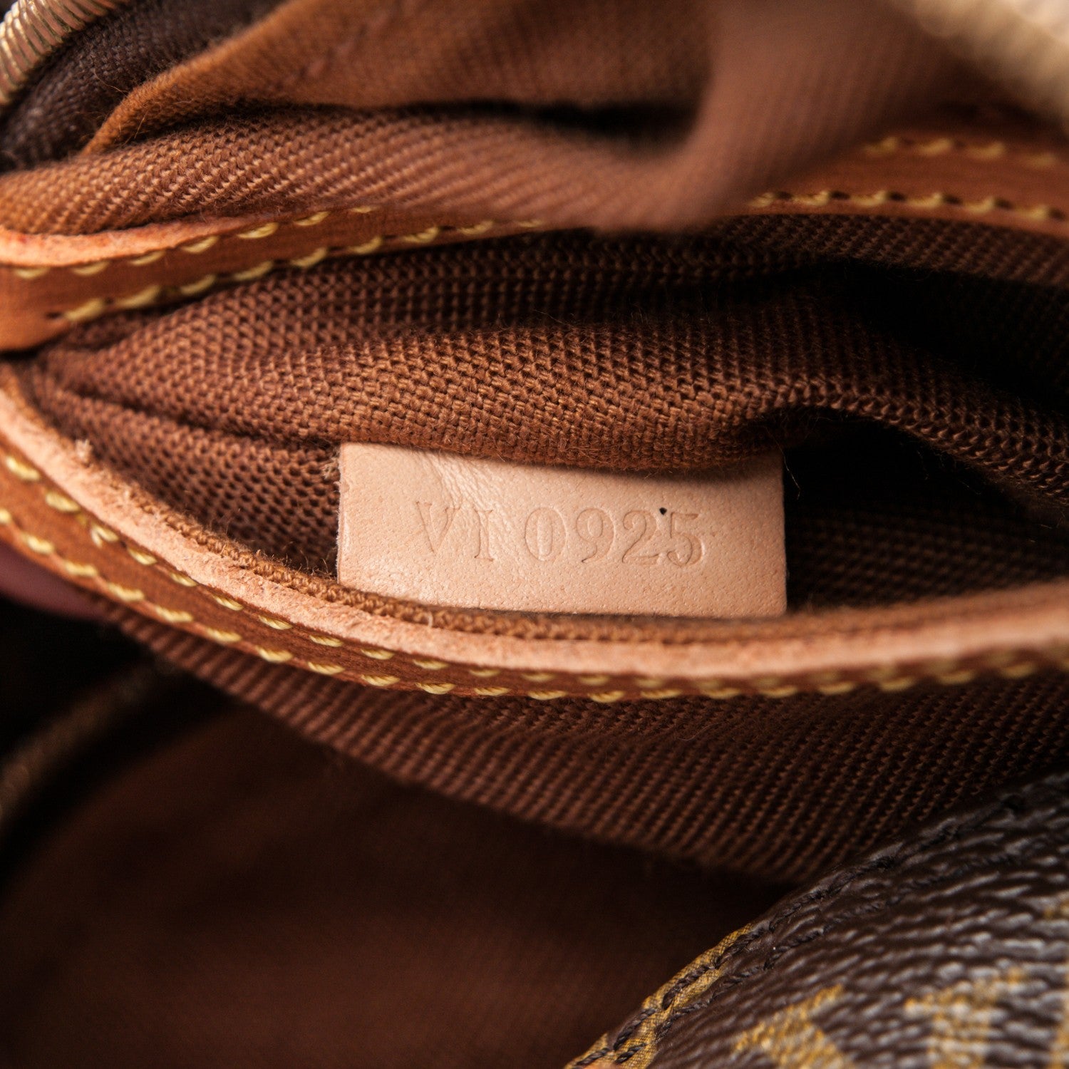 Louis Vuitton Monogram Alma PM 7 of 12