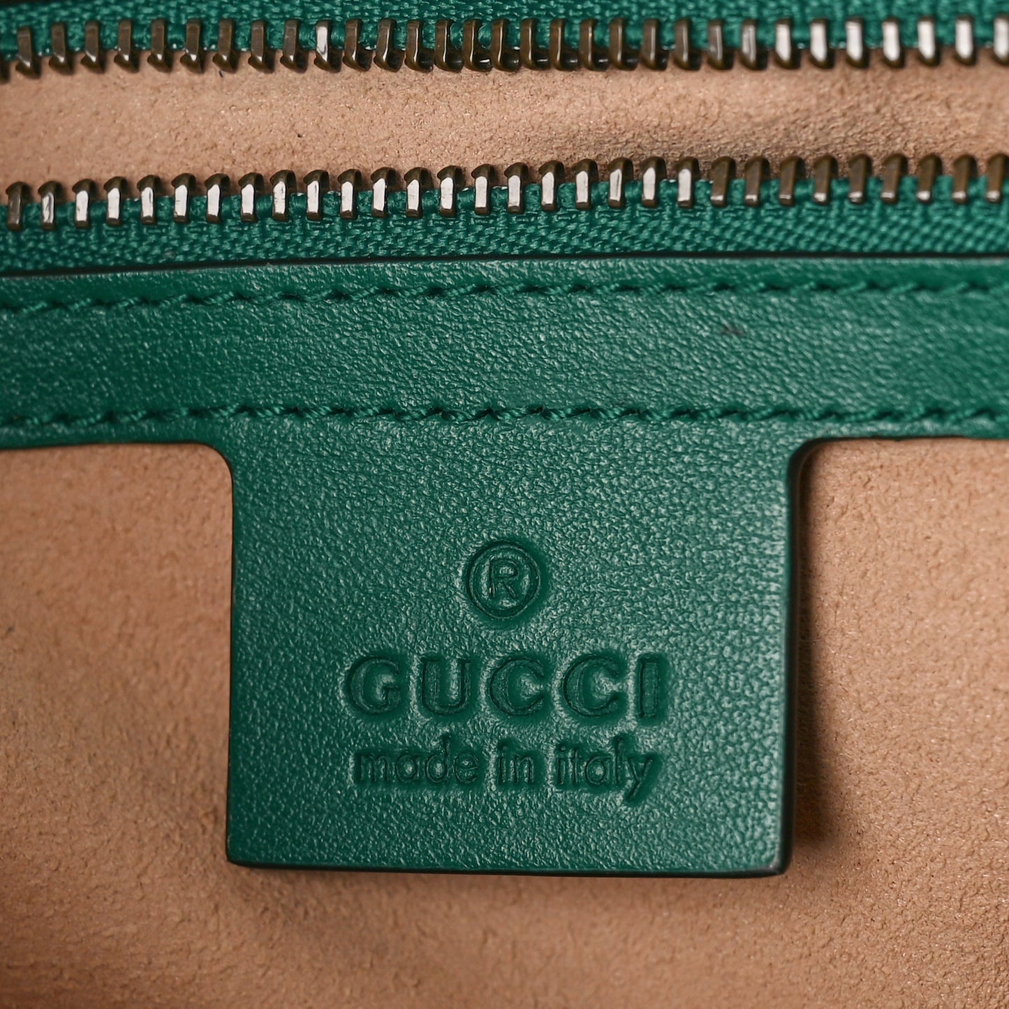 Calfskin Matelasse Small GG Marmont Shoulder Bag Emerald Green