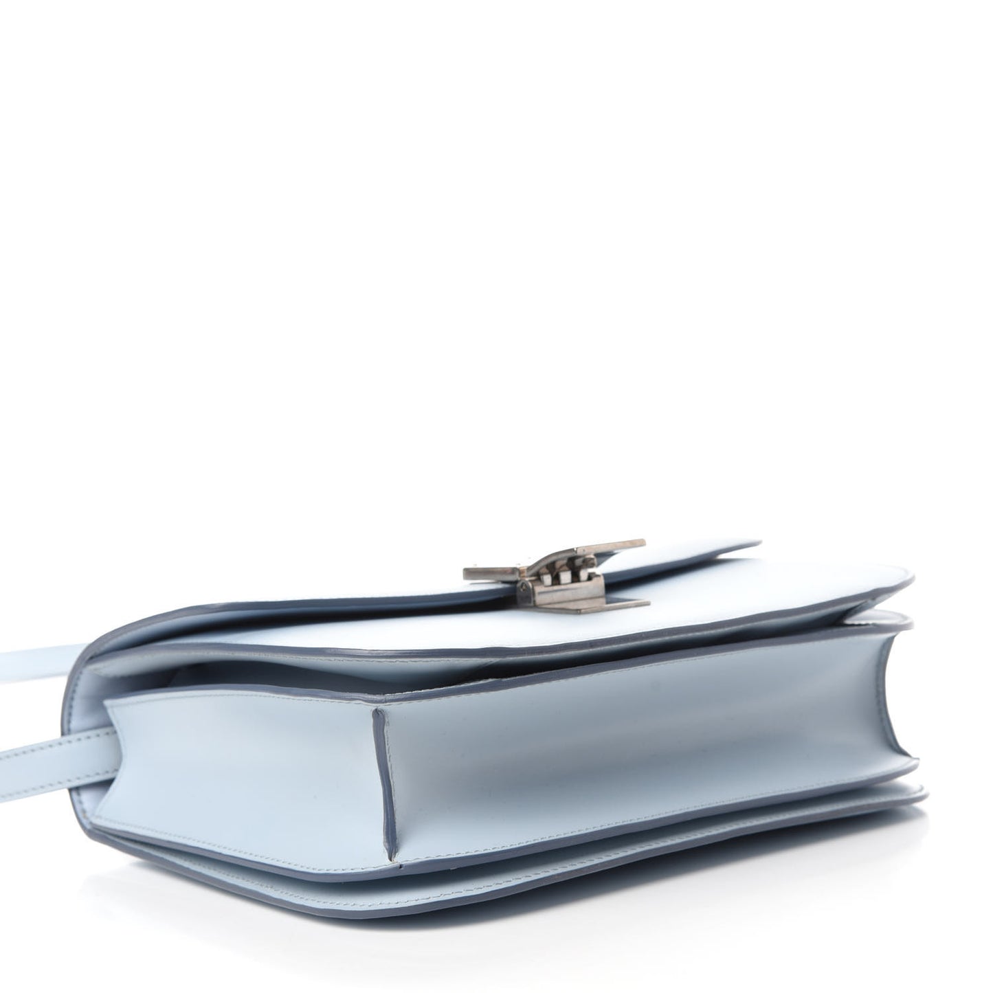 Box Calfskin Medium Classic Box Pale Blue