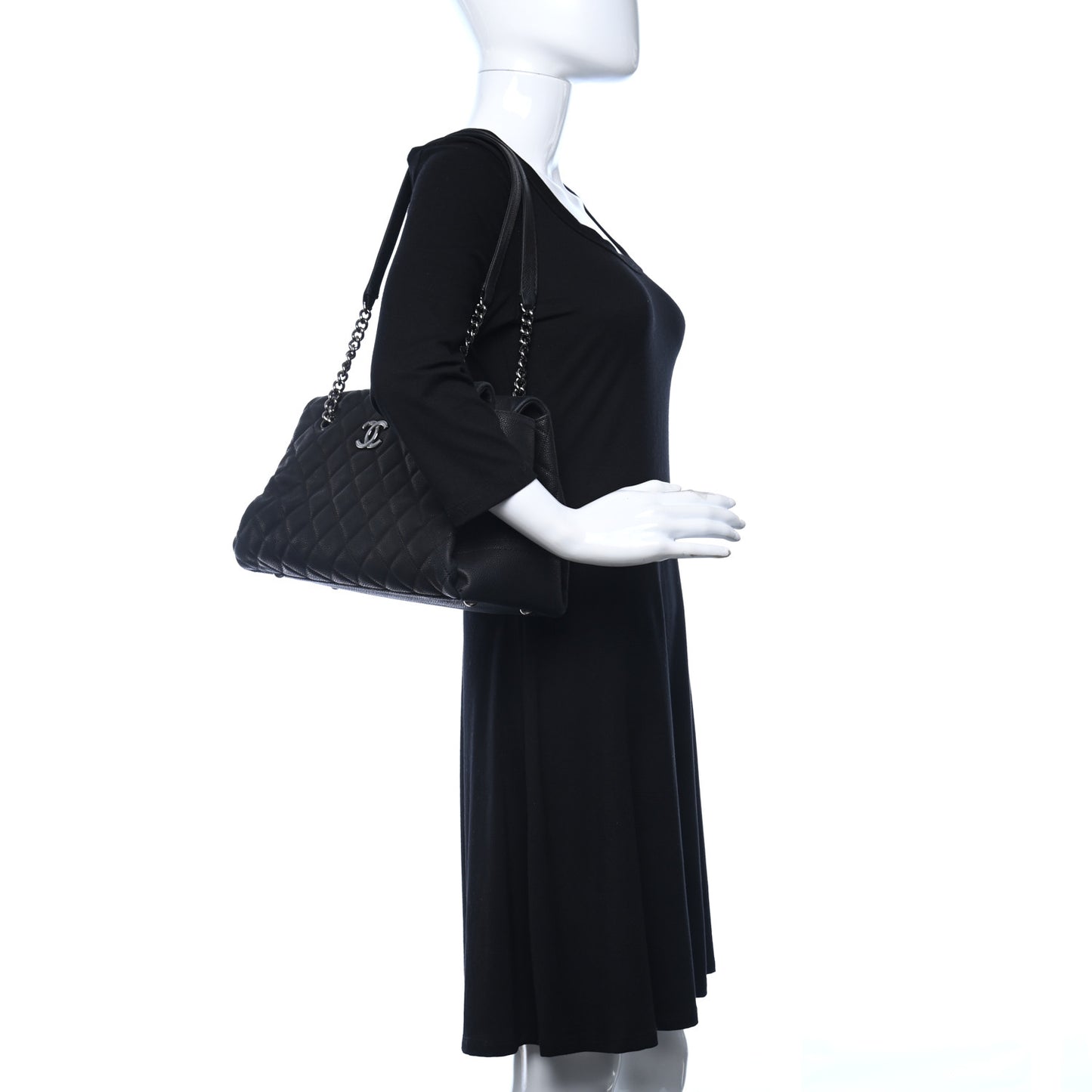 Iridescent Caviar Quilted Lady Pearly Tote Black